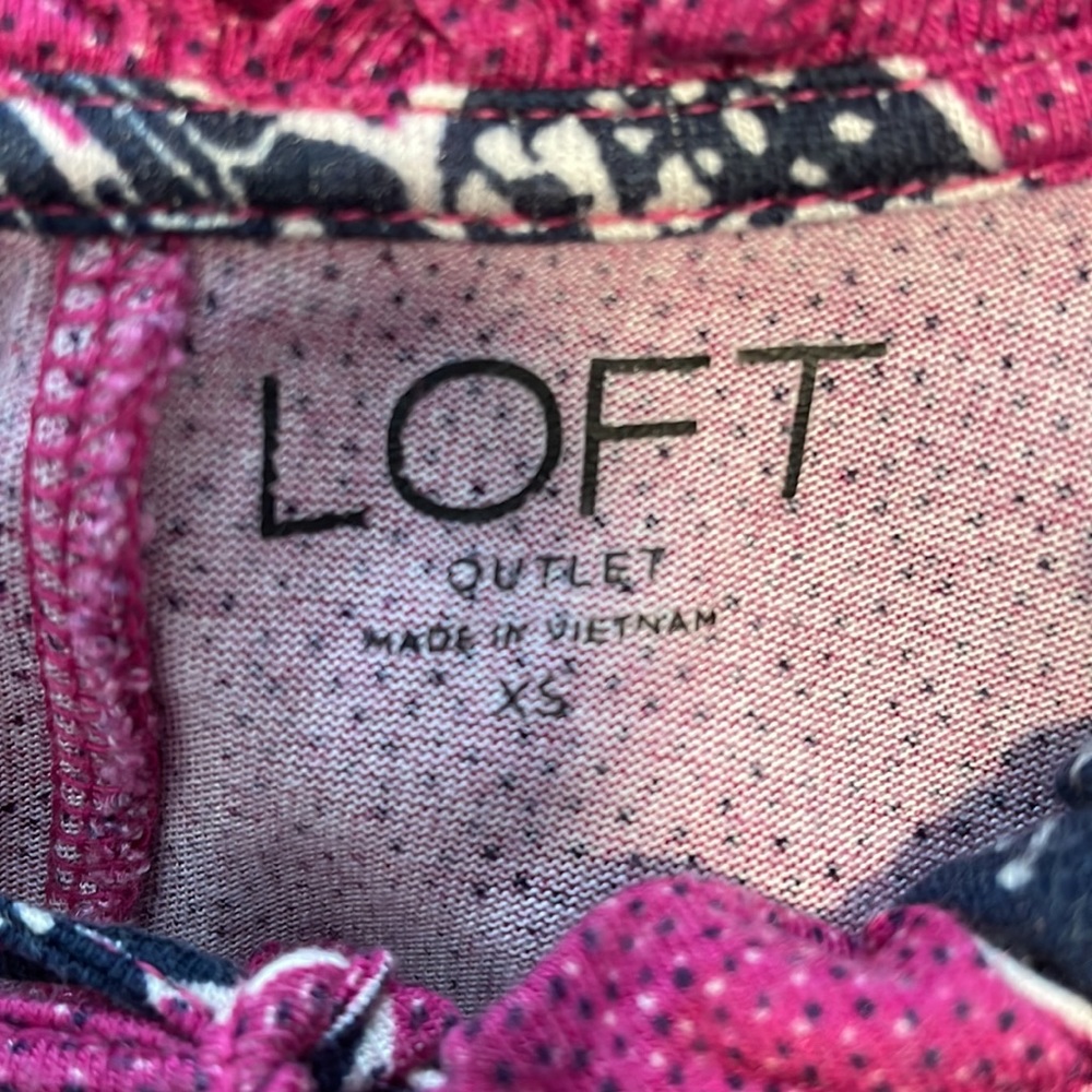 Floral blouse - Picture 3 of 4